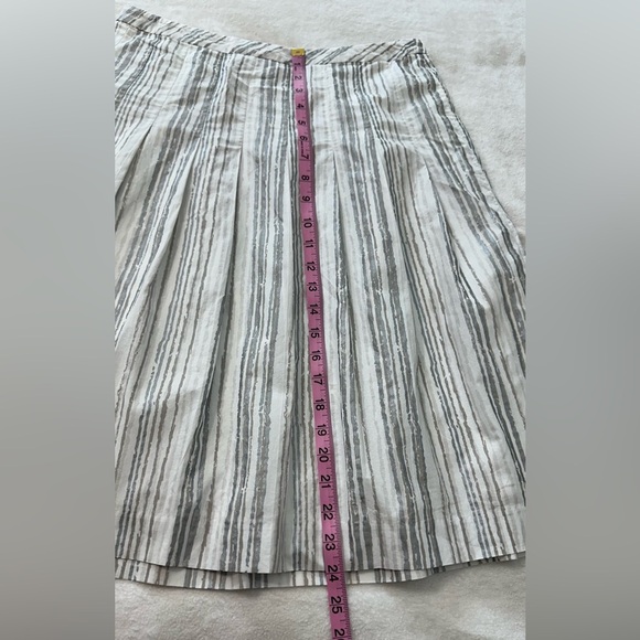 Ann Taylor LOFT  Knee-Length A-Line Pleated Striped Skirt Resort Wear - Picture 10 of 10